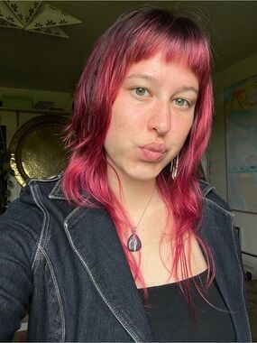 Meet your Posher, Melina